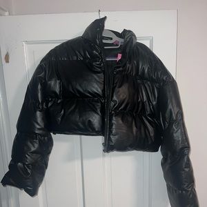 NWT cropped puffer jacket